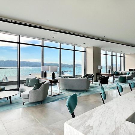 ホテル Citadines Waterfront コタキナバル エクステリア 写真